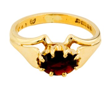 9ct gold Garnet Ring size K